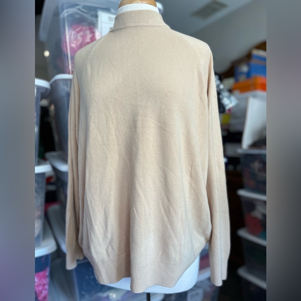 Carolyn Taylor Cream Zip-Up Sweater